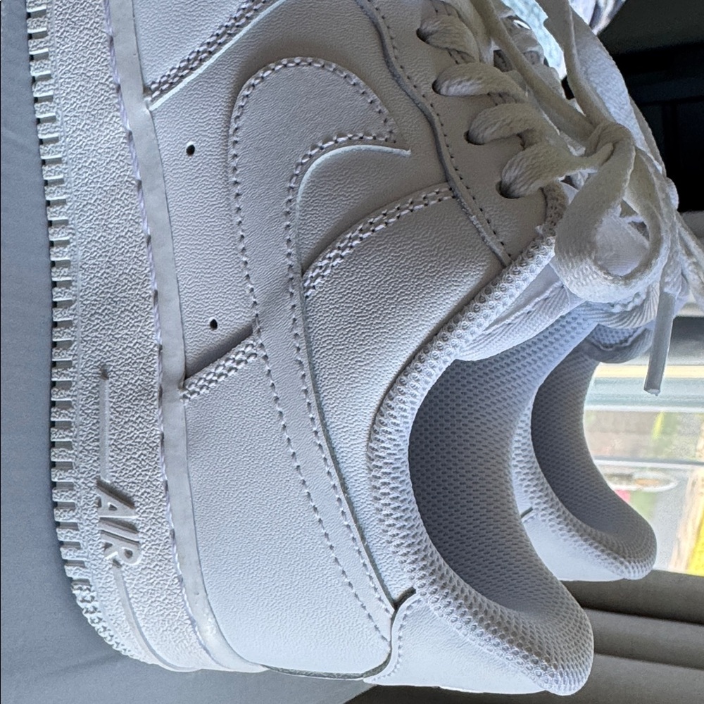 Nike Air Force 1 '07 White Sneakers 6.5 - Picture 13 of 16